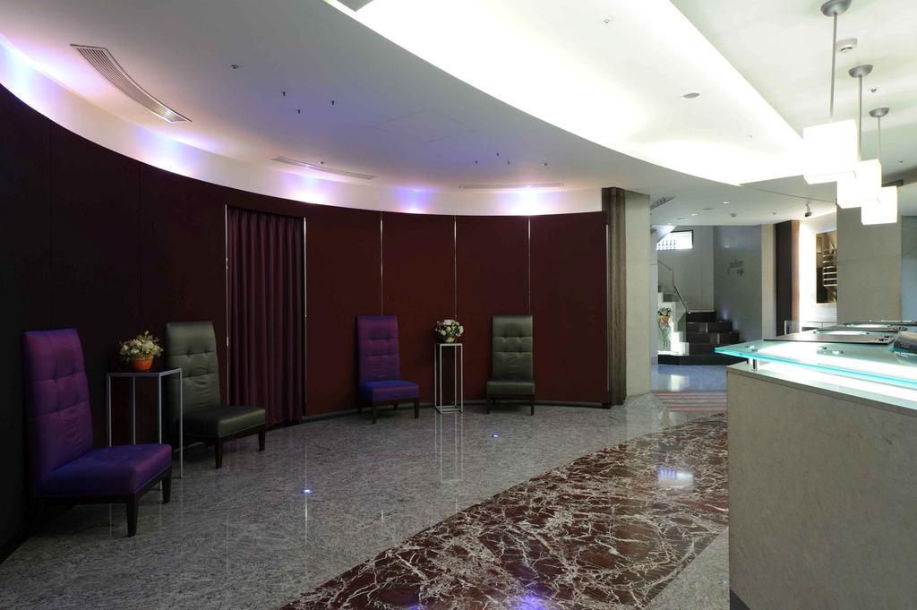 K Hotel - Yunghe Йонгхе Екстериор снимка