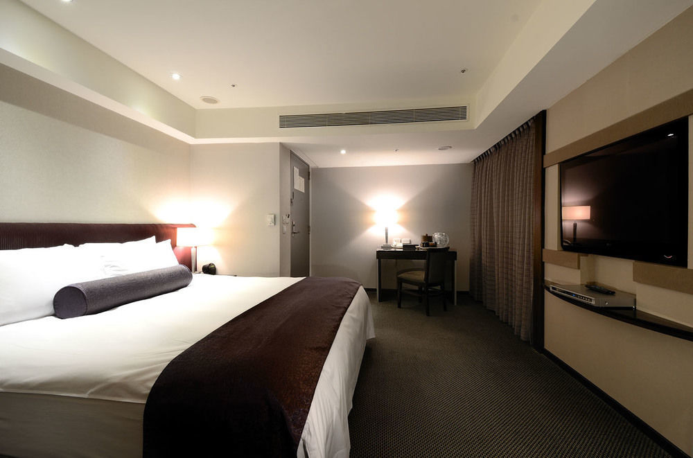 K Hotel - Yunghe Йонгхе Екстериор снимка
