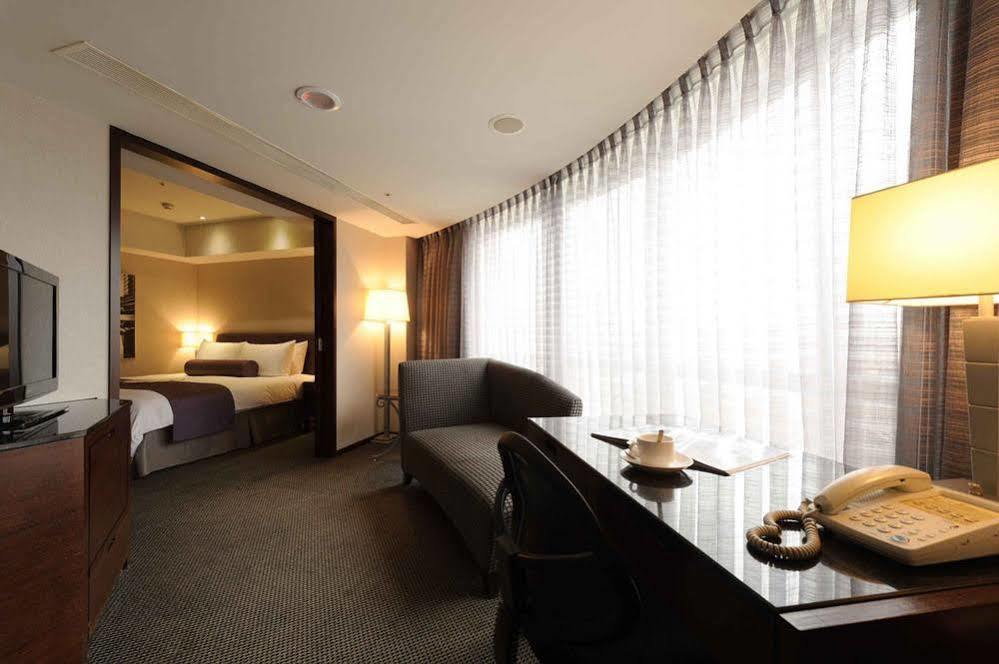 K Hotel - Yunghe Йонгхе Екстериор снимка