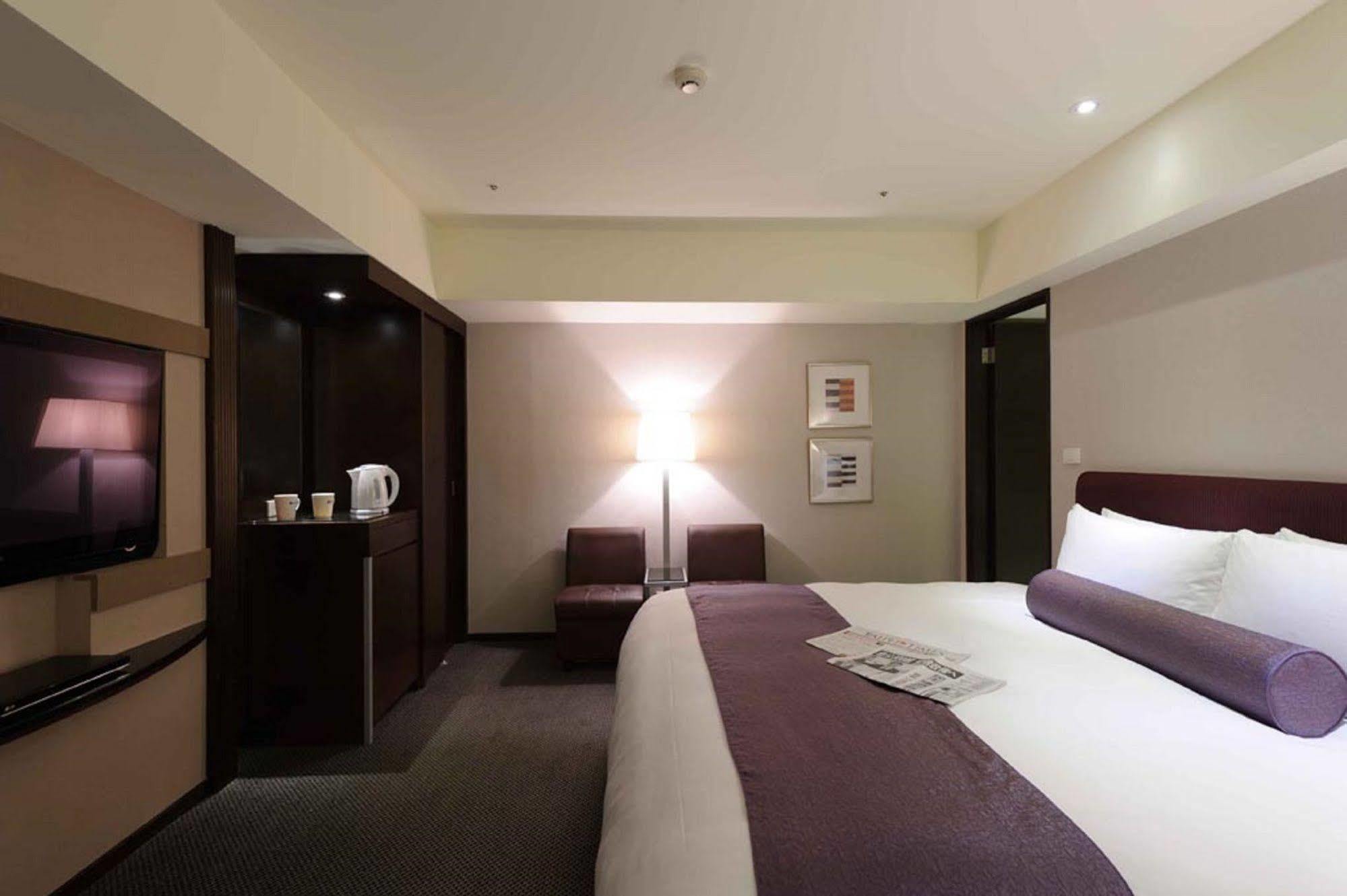 K Hotel - Yunghe Йонгхе Екстериор снимка